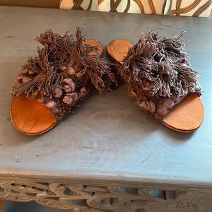 Free people gray macramé sandals. Sz 7 7.5. Rare find